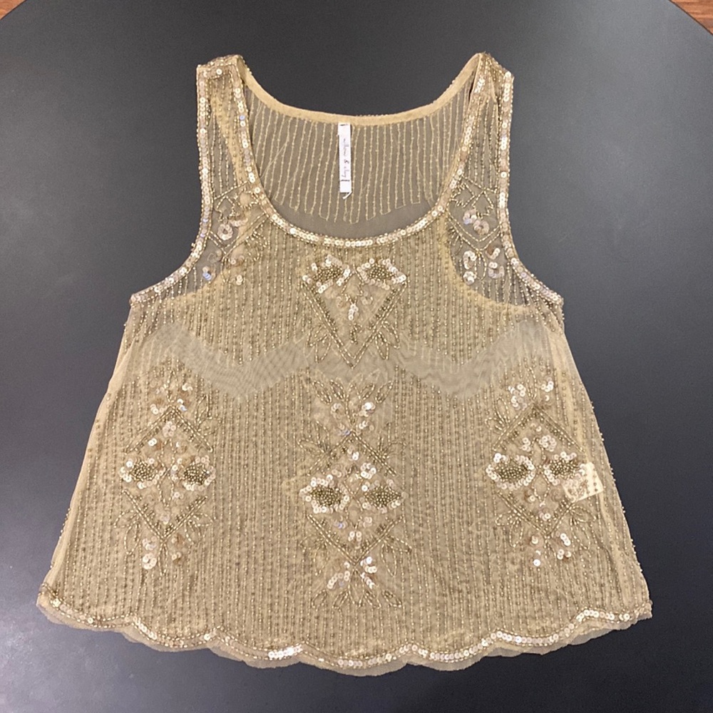 Willow & Clay gold sequin crop top. Size: Small